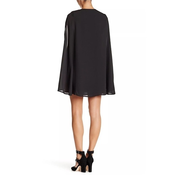 Romeo & Juliet Couture Cape Dress Women's Sz M V-Neck Chiffon Overlay Minimalist - Picture 2 of 10